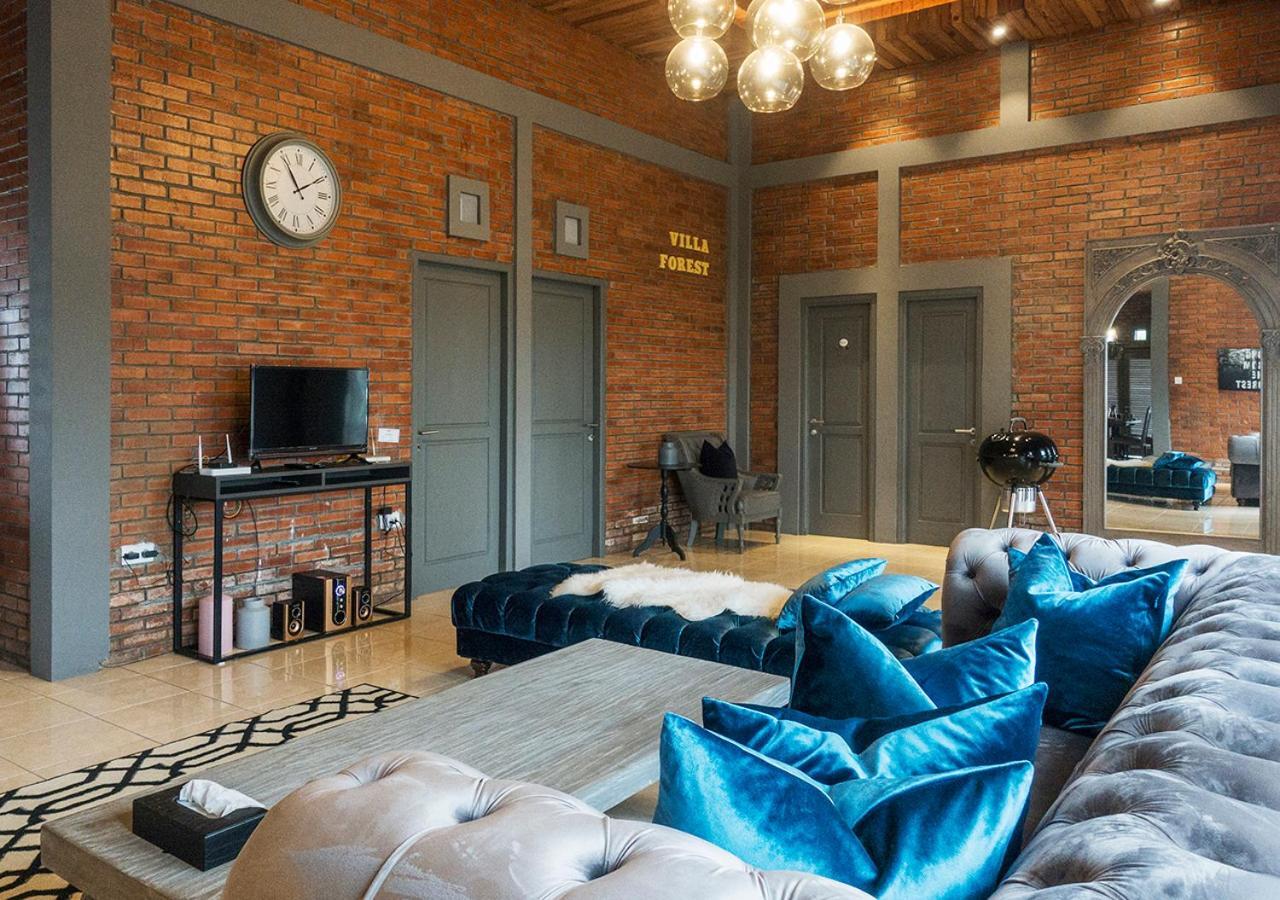 Brujul Villa Forest By The Villas 100 מראה חיצוני תמונה