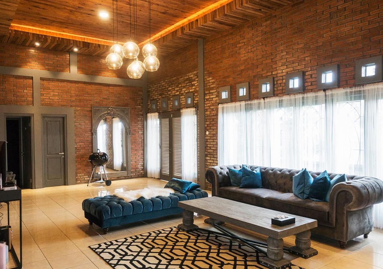 Brujul Villa Forest By The Villas 100 מראה חיצוני תמונה